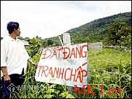 Ký tên chuyển nhượng quyền sử dụng đất rồi có đòi lại được không ?