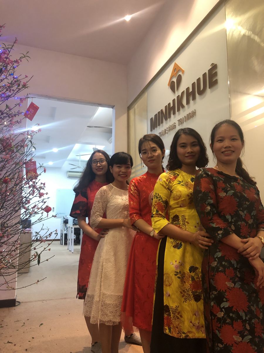 Luật Minh Khuê khai Xuân Kỷ Hợi năm 2019