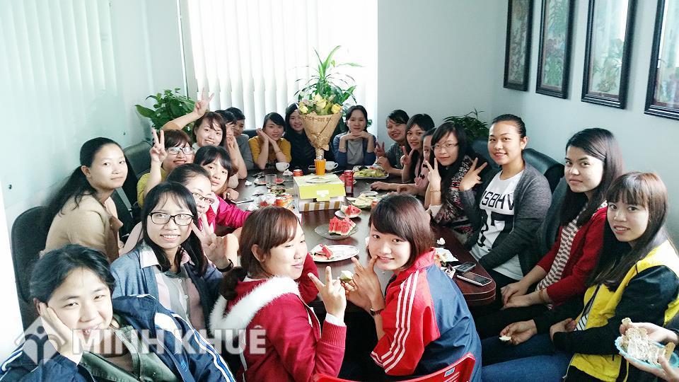 Công ty Luật Minh Khuê tổ chức mừng mùng 8/3 cho nữ nhân viên công ty