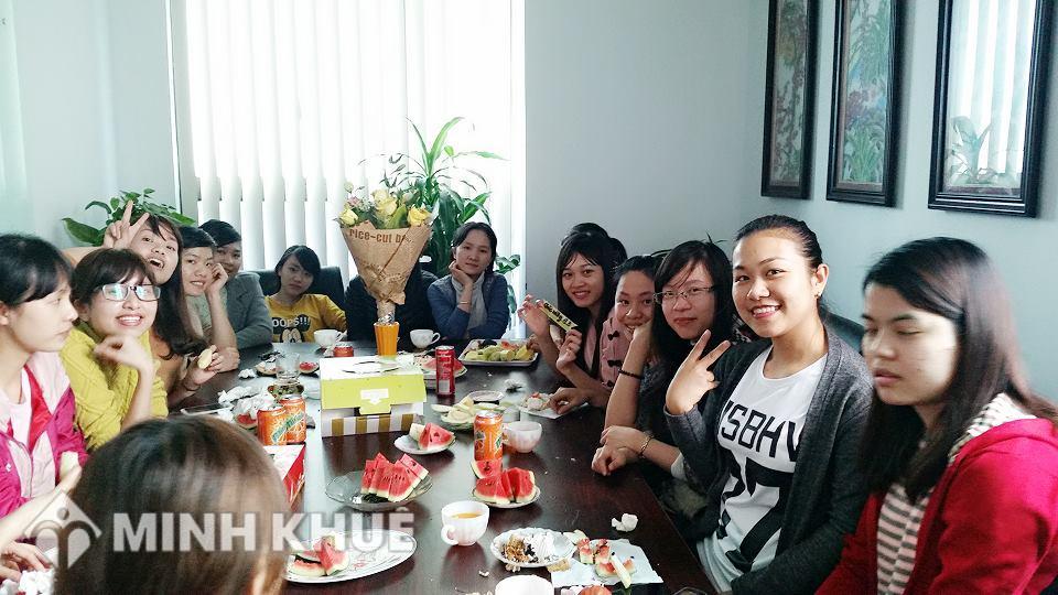 Công ty Luật Minh Khuê tổ chức mừng mùng 8/3 cho nữ nhân viên công ty