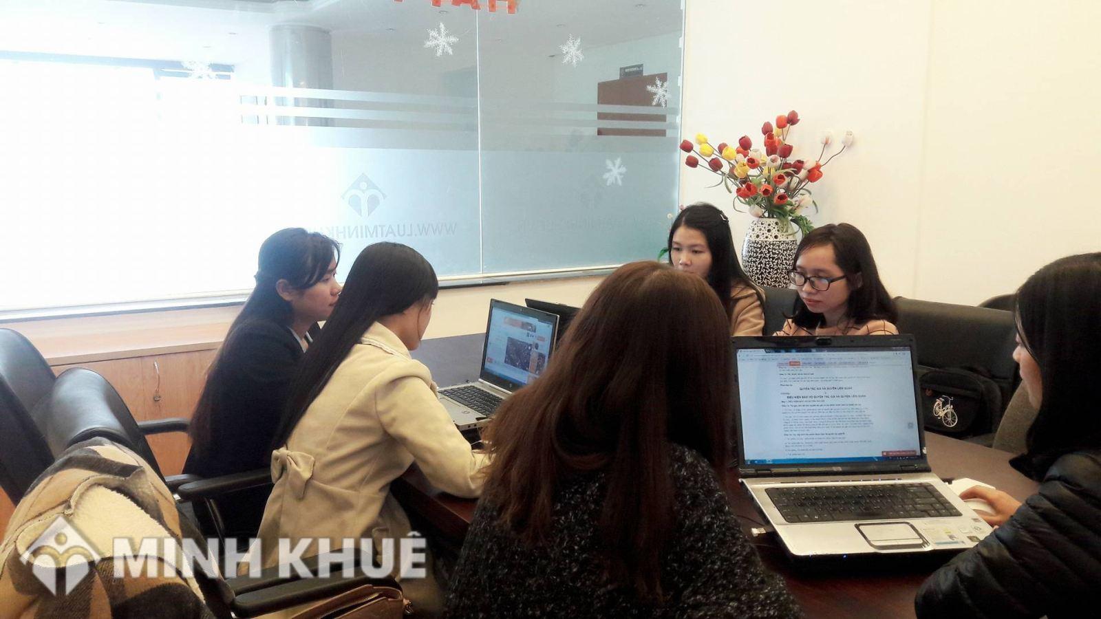 Buổi tập huấn chuyên môn về Sở hữu trí tuệ tại Công ty luật Minh Khuê tháng 12 năm 2016