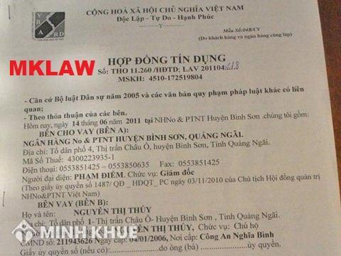 Nhân viên vay vốn thay đổi hợp đồng , giả mạo chử ký.