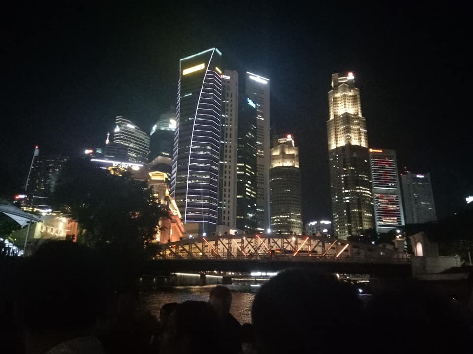 Cảm nghĩ của cá nhân khi nhận phần thưởng của năm 2018 
