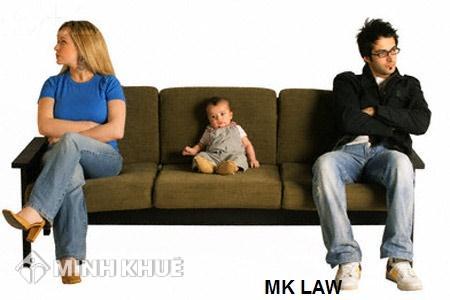 Gia đình tôi có điều kiện phát triển cho con tốt hơn vậy có giành được quyền nuôi con ?