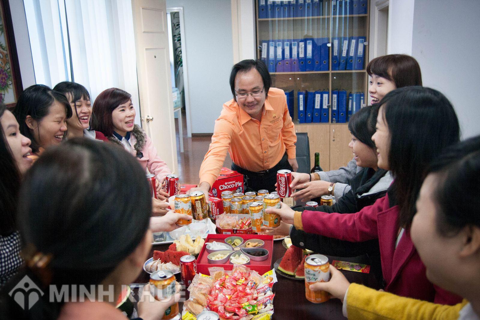 Khai xuân Bính Thân năm 2015 của Luật Minh Khuê