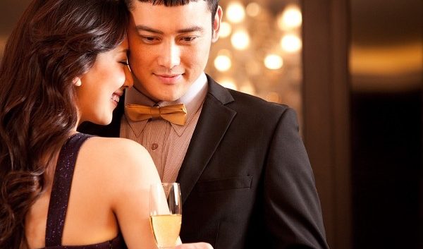 Tôi nên làm gì khi nghi ngờ mẹ ngoại tình ?
