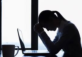 Làm thế nào để thoát khỏi ý nghĩ tự tử ?