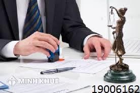 Hợp đồng chuyển nhượng đất phải công chứng?