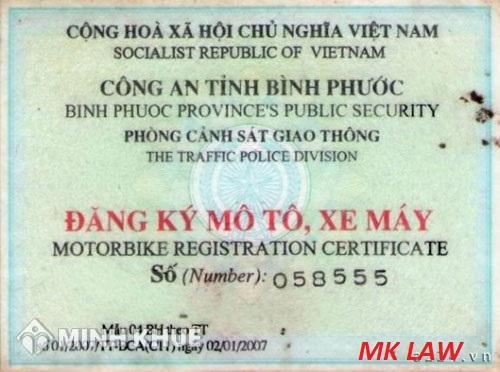 Thắc mắc về tạm giữ giấy tờ xe mô tô khi vi phạm?