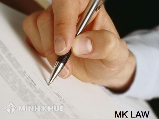 Trách nhiệm với các điều khoản trên hợp đồng giả mạo chữ ký ?