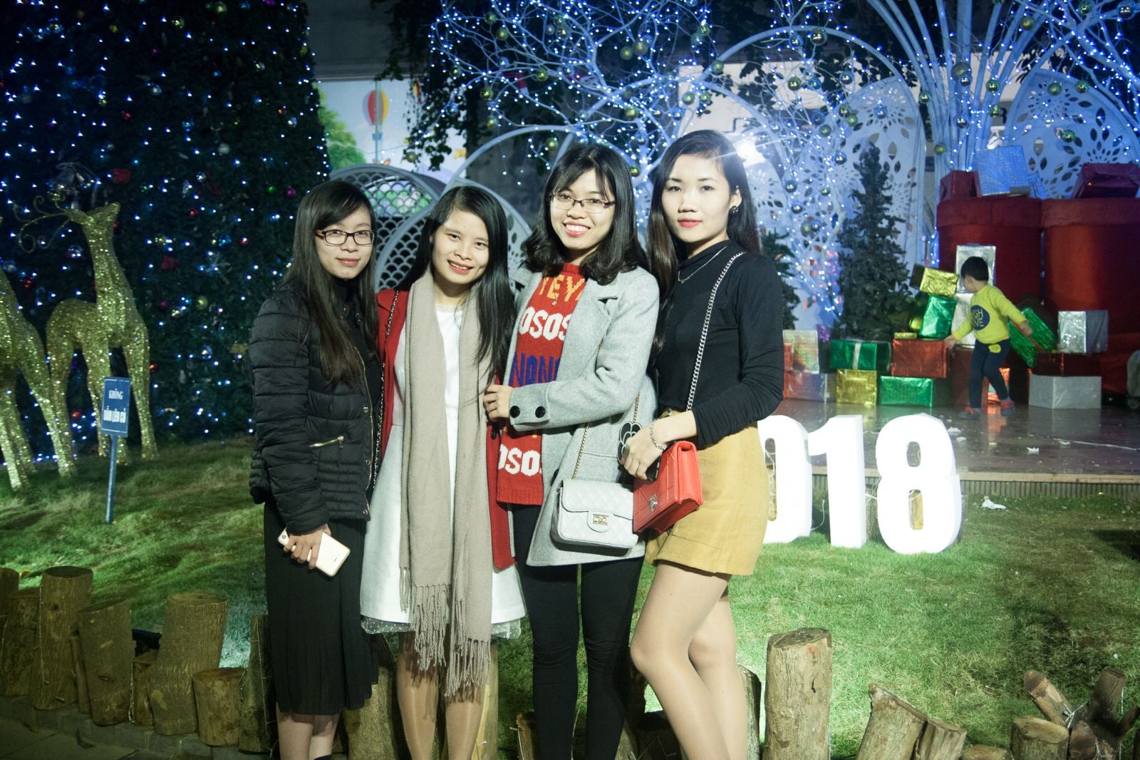Một số hình ảnh tất niên 2017 của Công ty Luật Minh Khuê
