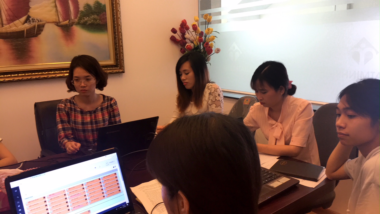 Buổi tập huấn kỹ năng tư vấn pháp luật tại Công ty Luật Minh Khuê ngày 13/5/2018