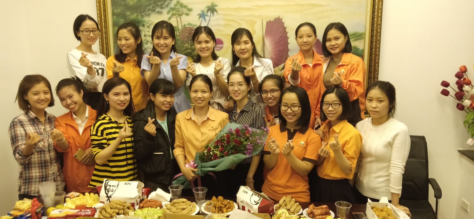 Công ty Luật Minh Khuê chào mừng ngày Phụ nữ Việt Nam 20 tháng 10 năm 2018