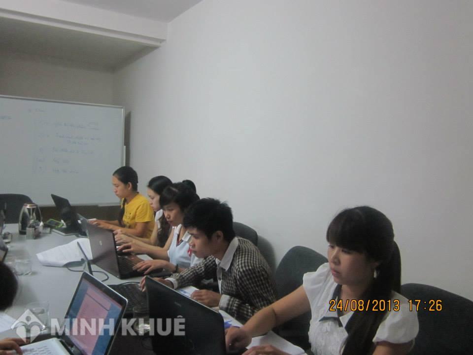 Hoạt động đào tạo công ty luật Minh Khuê