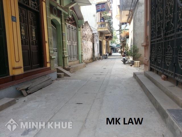 Thuê nhà nhưng không thỏa thuận bãi đỗ xe cho oto và bị cấm cho xe ôt vào sân nhà ? 