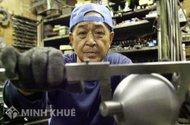 Bảo hiểm xã hội cho người đã về hưu nhưng vẫn tham gia lao động ?