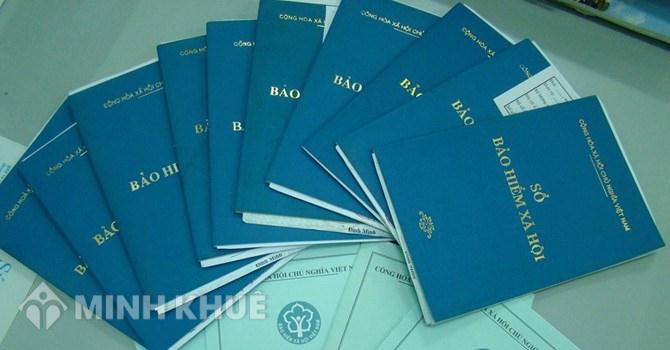 Trả sổ bảo hiểm xã hội cho người lao động khi chấm dứt hợp đồng lao động ?