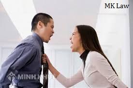 Thủ tục xét xử ly hôn vắng mặt ?