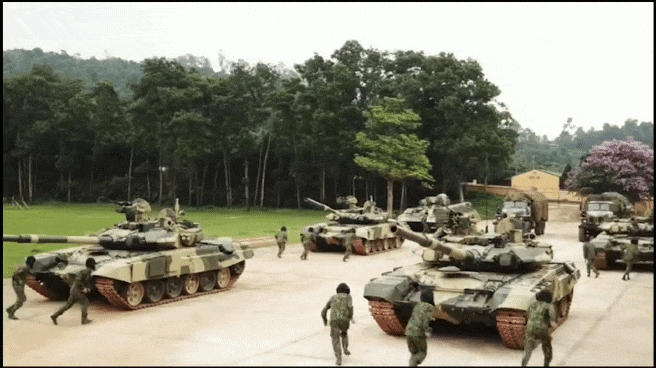 Quy định mới về điều kiện được hoãn, miễn nghĩa vụ quân sự ? Thời gian nhập ngũ là bao lâu ?