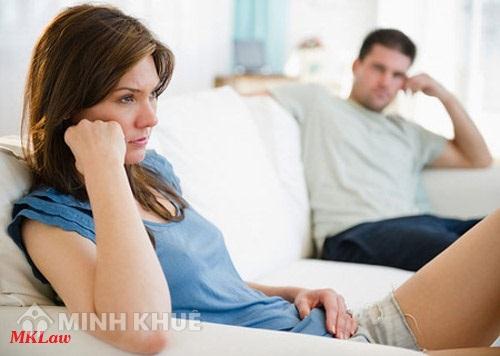 Chồng ly hôn đơn phương thì bị hạn chế gì không?