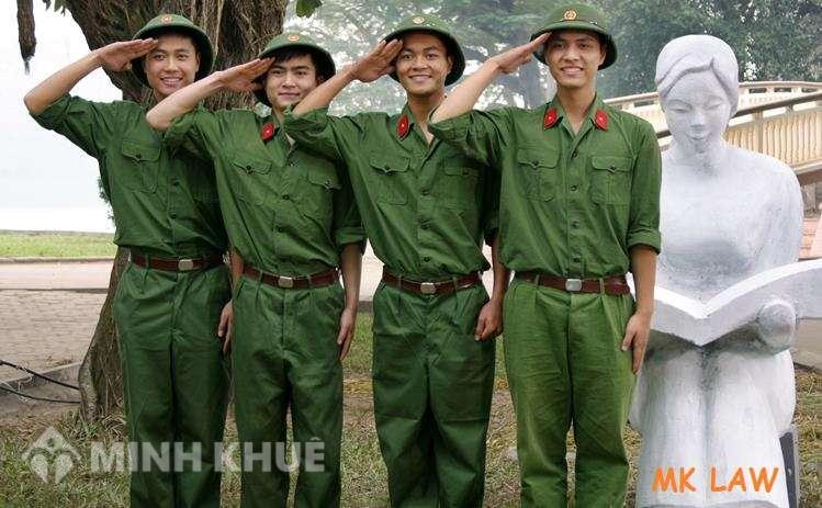 19 tuổi sao không bị đi nghĩa vụ quân sự ?