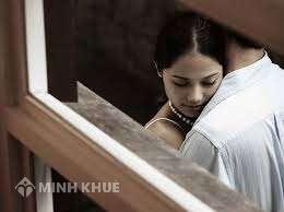 Quan hệ với bạn gái lớn hơn 4 tuổi có phạm luật không?