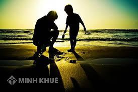 Bổ sung tên cha vào giấy khai sinh của con.