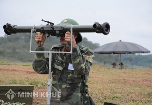 Buộc phải nhập ngũ ngay sau khi vừa tốt nghiệp đại học ?