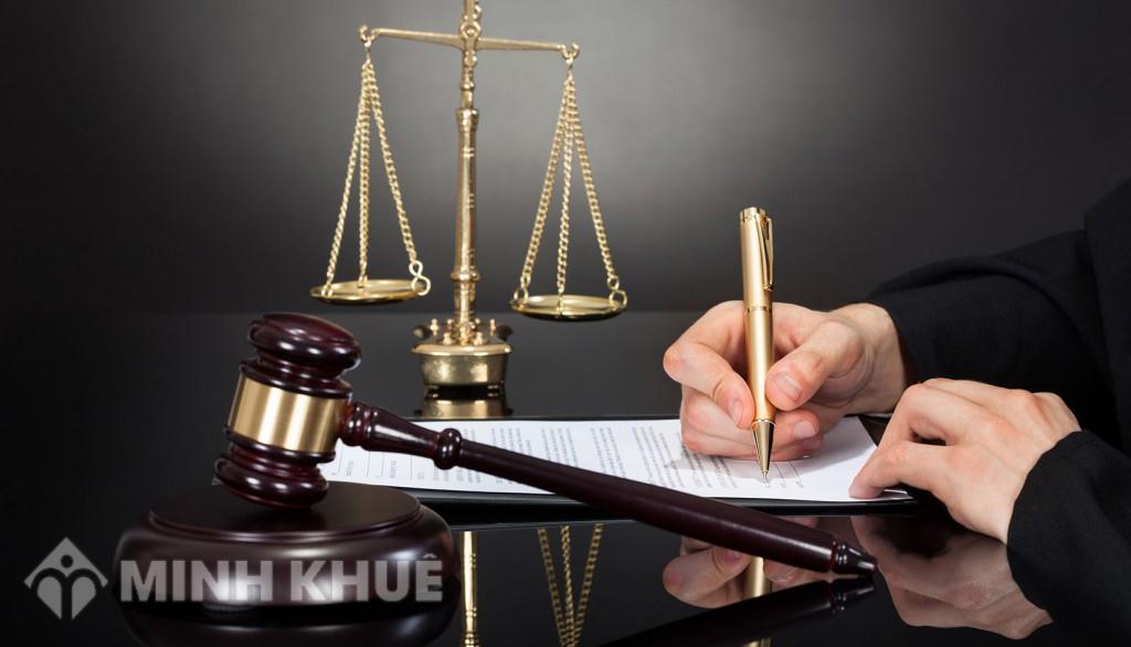 Các vấn đề liên quan đến chuyển nhượng vốn góp trong công ty TNHH hai thành viên ?