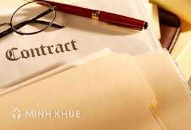 Có được chấm dứt hợp đồng lao động với người lao động đang nuôi con học đại học ?