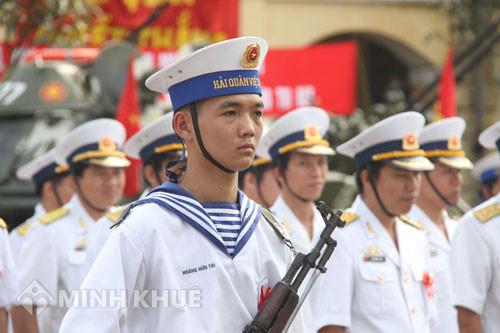 Có giấy bảo nhập học thì đi nghĩa vụ quân sự?