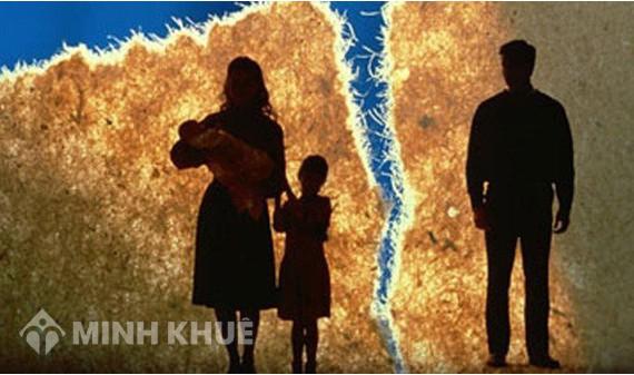 Con bao nhiêu tuổi thì vợ chồng mới được ly hôn?