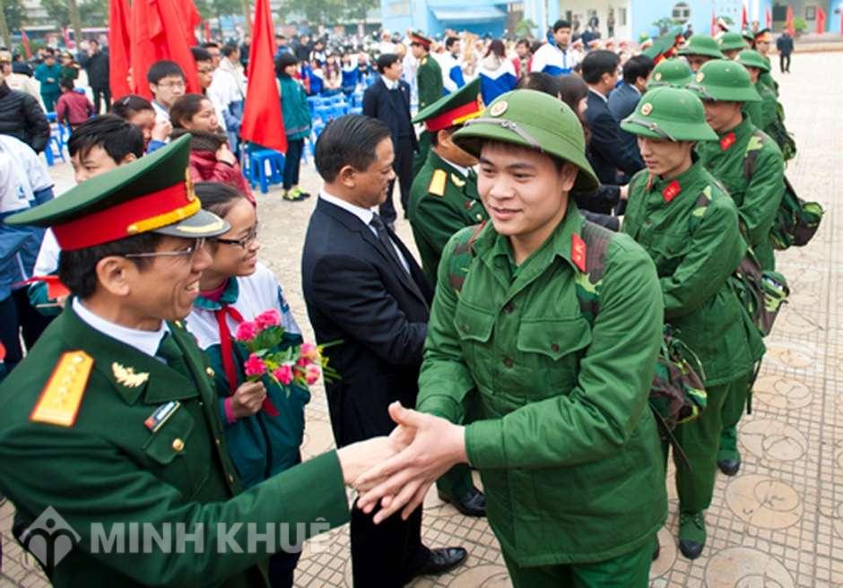 Để trở thành sĩ quan sau khi tham gia nghĩa vụ quân sự thì làm như thế nào ?