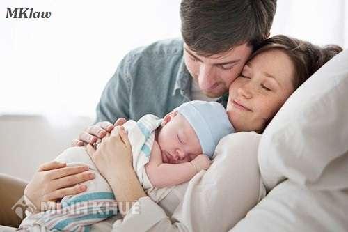 Dì ruột có được nhận cháu làm con nuôi ?