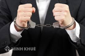 Điều khiển máy xúc làm chết người thì phạm tội gì ?