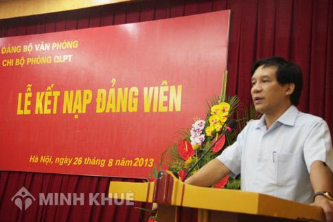 Điều kiện kết nạp Đảng khi bố chồng có tiền án đi tù thì có được kết nạp không ?