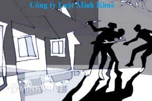 Điều kiện khởi kiện tội cố ý gây thương tích và các bước khởi kiện ?