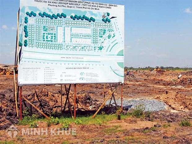 Đòi lại tiền đền bù đất?