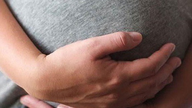 Giao cấu với trẻ em dưới 16 tuổi nếu bạn gái không hợp tác điều tra thì sao ?