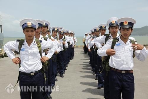 Học liên thông có được tạm hoãn NVQS không ?