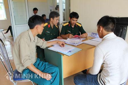 Nộp đơn tạm hoãn nghĩa vụ quân sự trước hay sau khi được gọi khám NVQS ?