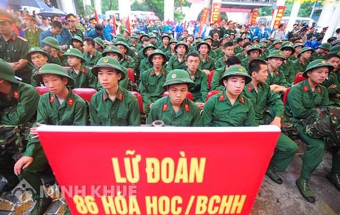 Là con một có phải đi nghĩa vụ quân sự không ?