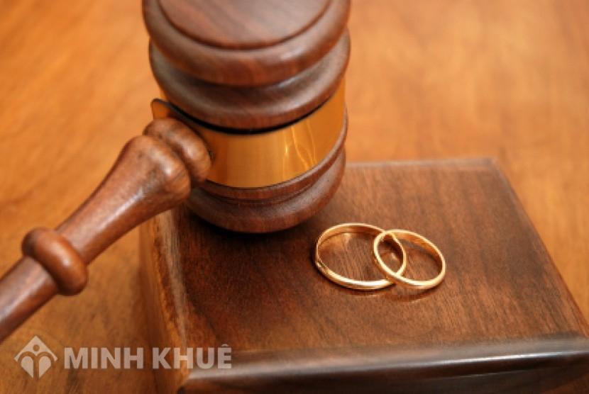 Ly hôn thuận tình thì nộp đơn ở Tòa án nào?