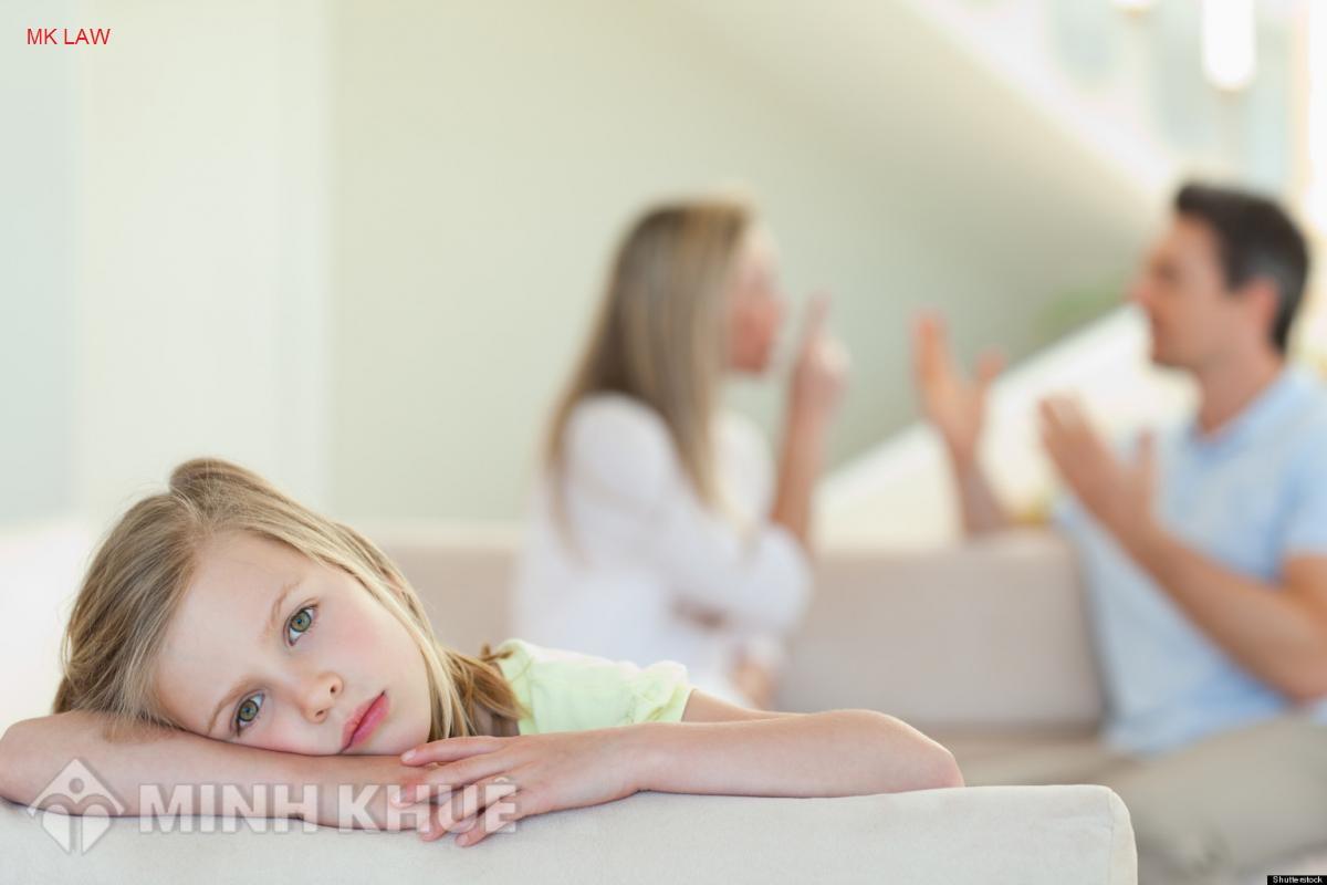 Ly hôn với người nước ngoài không có con chung?