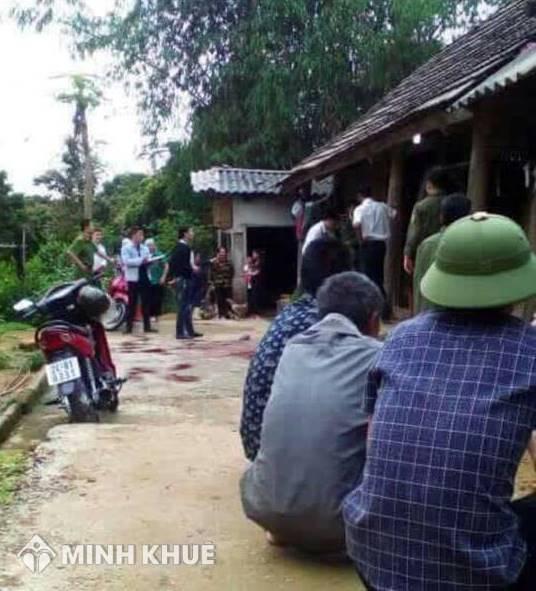 Mẹ đẻ bị con trai có vấn đề về thần kinh thường xuyên cầm dao dọa chém và đốt nhà thì phải làm như thế nào?