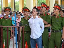 Miễn chấp hành hình phạt, giảm mức hình phạt đã tuyên được quy định thế nào?