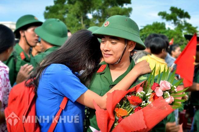 Miễn nghĩa vụ quân sự hoặc tạm hoãn nghĩa vụ quân sự ?