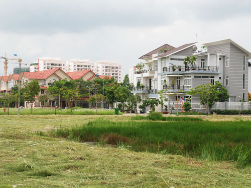 Giải đáp một số vướng mắc về giải quyết tranh chấp đất đai với hộ liền kề ?