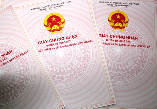 Mua bán và chuyển nhượng quyền sử dụng đất được quy định như thế nào?