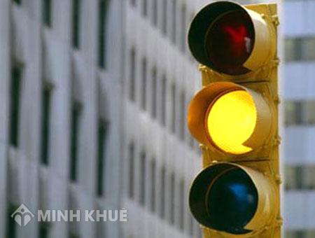 Mức xử phạt chuyển hướng không có tín hiệu sẽ bị xử phạt như thế nào ?